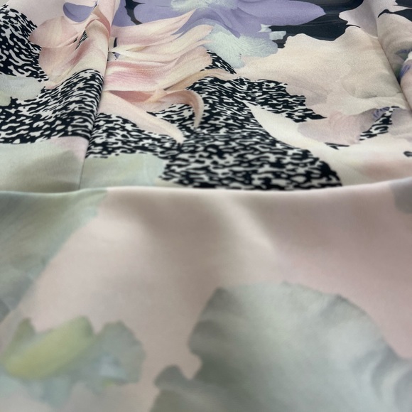 Zara peplum top. Perfect condition- like new - Picture 3 of 4